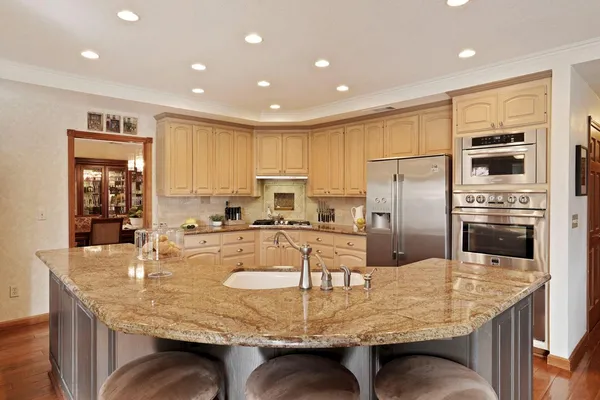 $799,500 | 1041 Yuloni Drive, Lodi, CA 95240