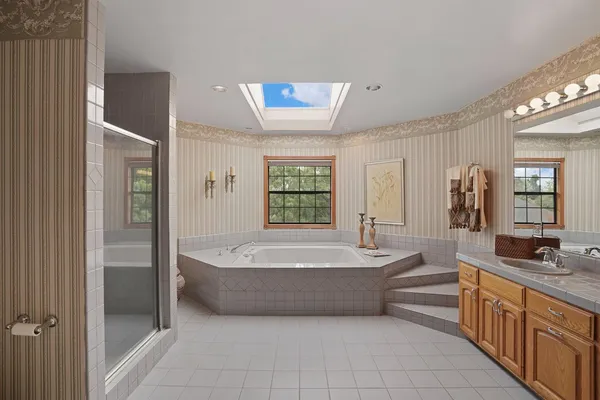 $799,500 | 1041 Yuloni Drive, Lodi, CA 95240