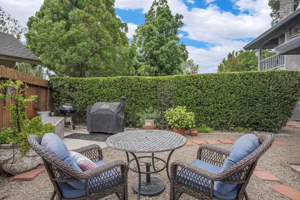 $799,500 | 1041 Yuloni Drive, Lodi, CA 95240