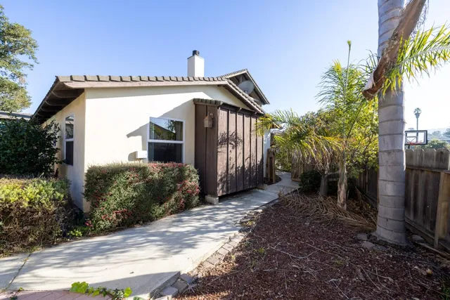 $1,495,000 | 810 Altura Place, Del Rey Oaks, CA 93940