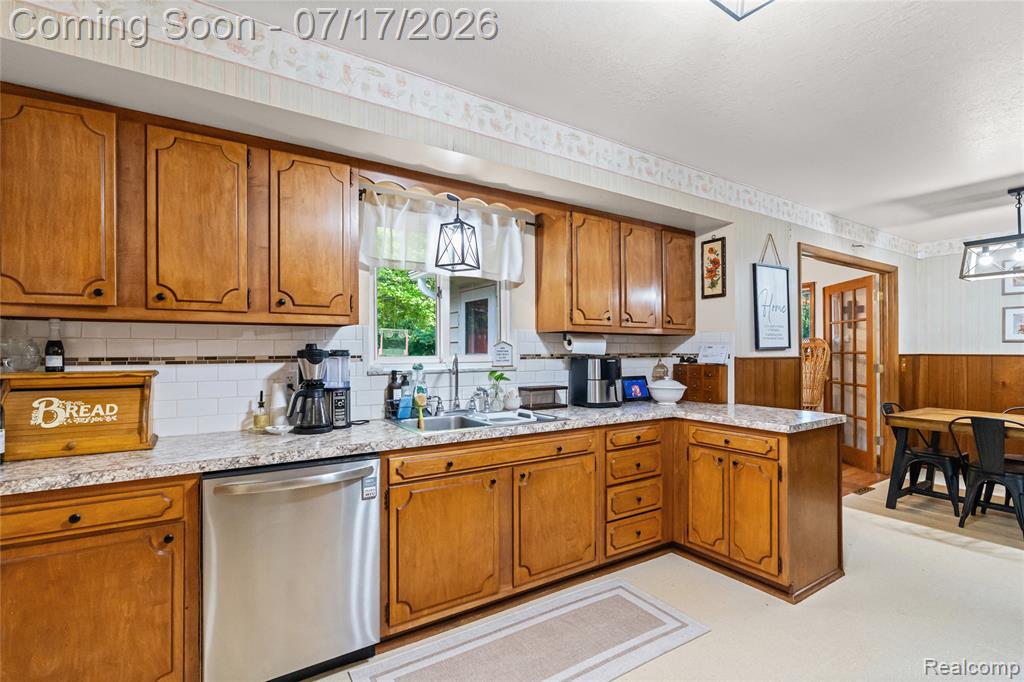 11255 Center Road Clio, MI 48420 - Photo 15 of 37