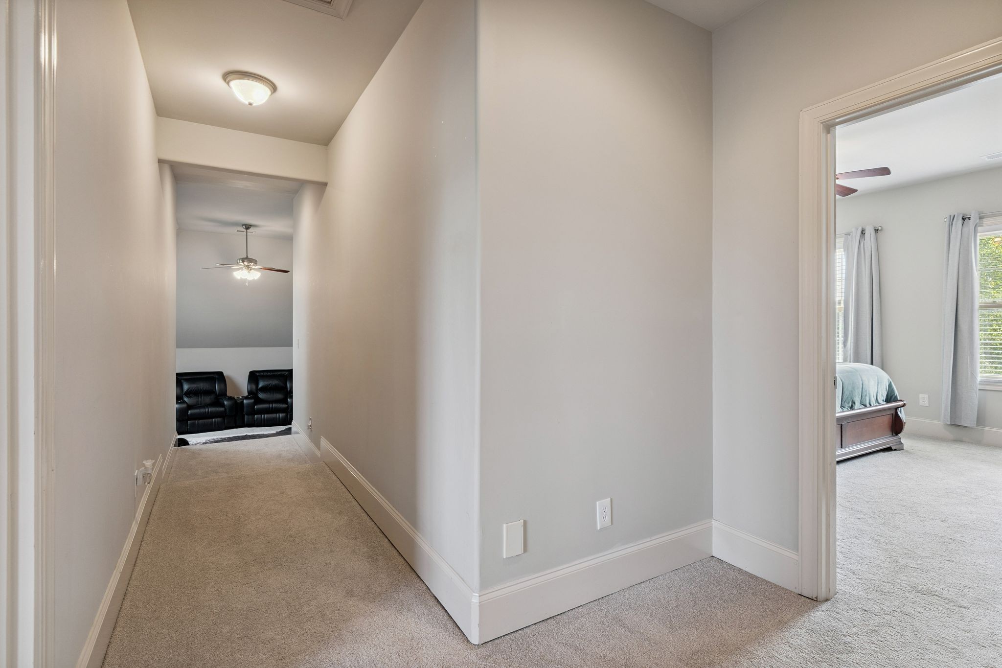 815 Stonebrook Drive Lebanon, TN 37087 - Photo 51 of 71 a view of a hallway with a livingroom and a gallery