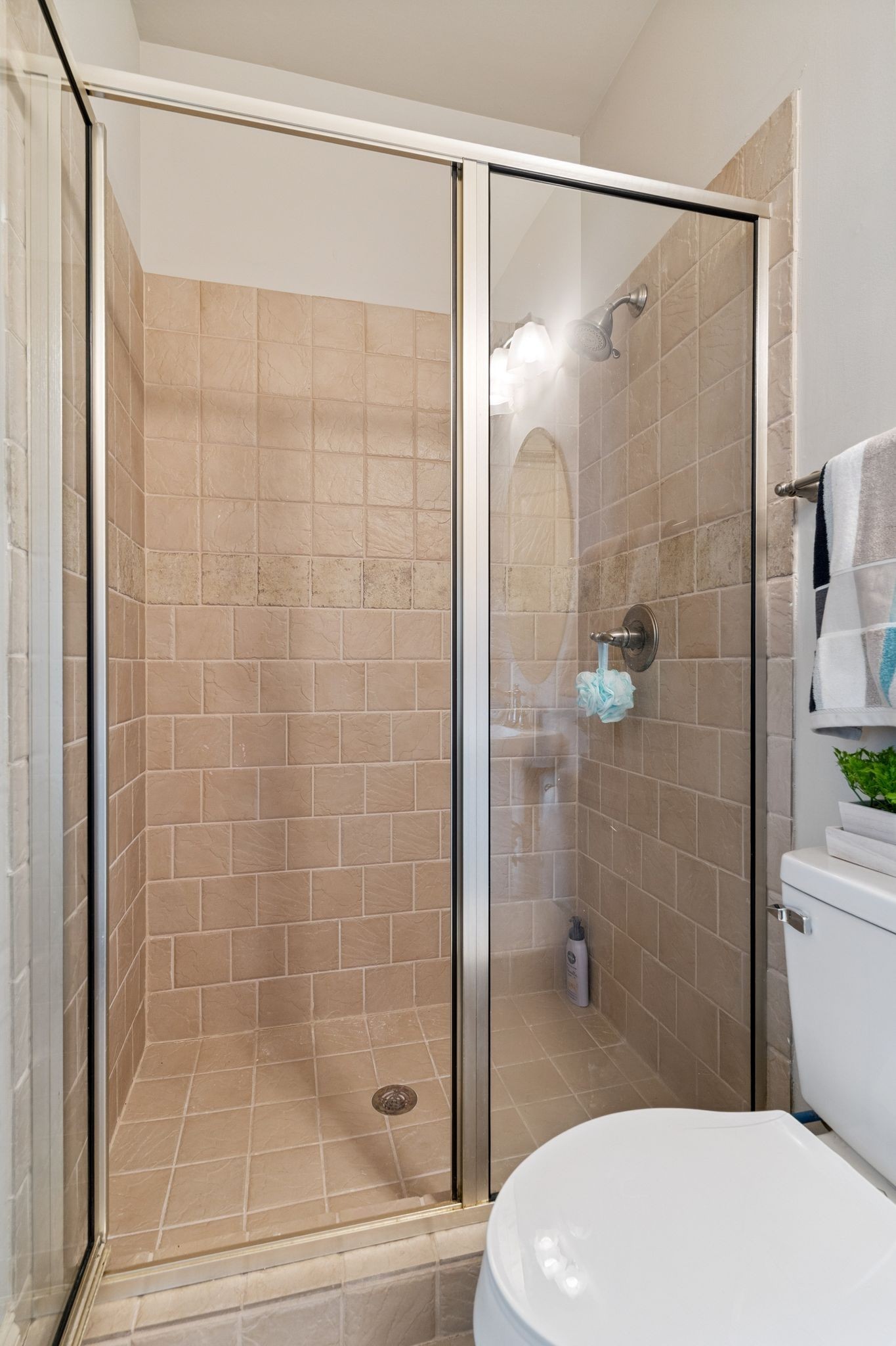 815 Stonebrook Drive Lebanon, TN 37087 - Photo 52 of 71 a bathroom with a shower and a toilet