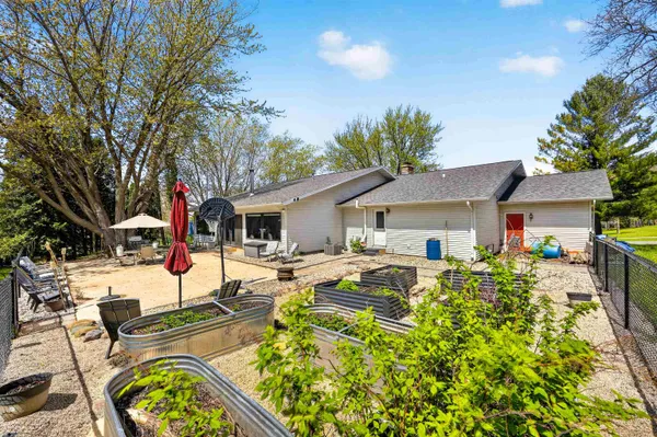 $519,900 | 1305 Lake Shore Drive, Beaver Dam, WI 53916