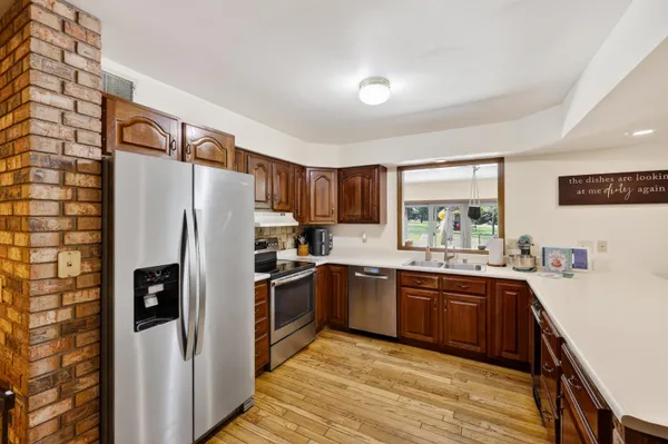 $519,900 | 1305 Lake Shore Drive, Beaver Dam, WI 53916