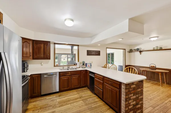 $519,900 | 1305 Lake Shore Drive, Beaver Dam, WI 53916