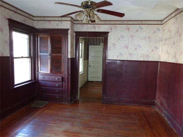 17 Daytona Street Springfield, MA 01108 - Photo 3 of 16 Gallery Image 3