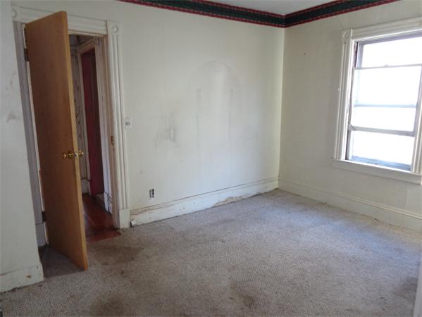 17 Daytona Street Springfield, MA 01108 - Photo 4 of 16 Gallery Image 4