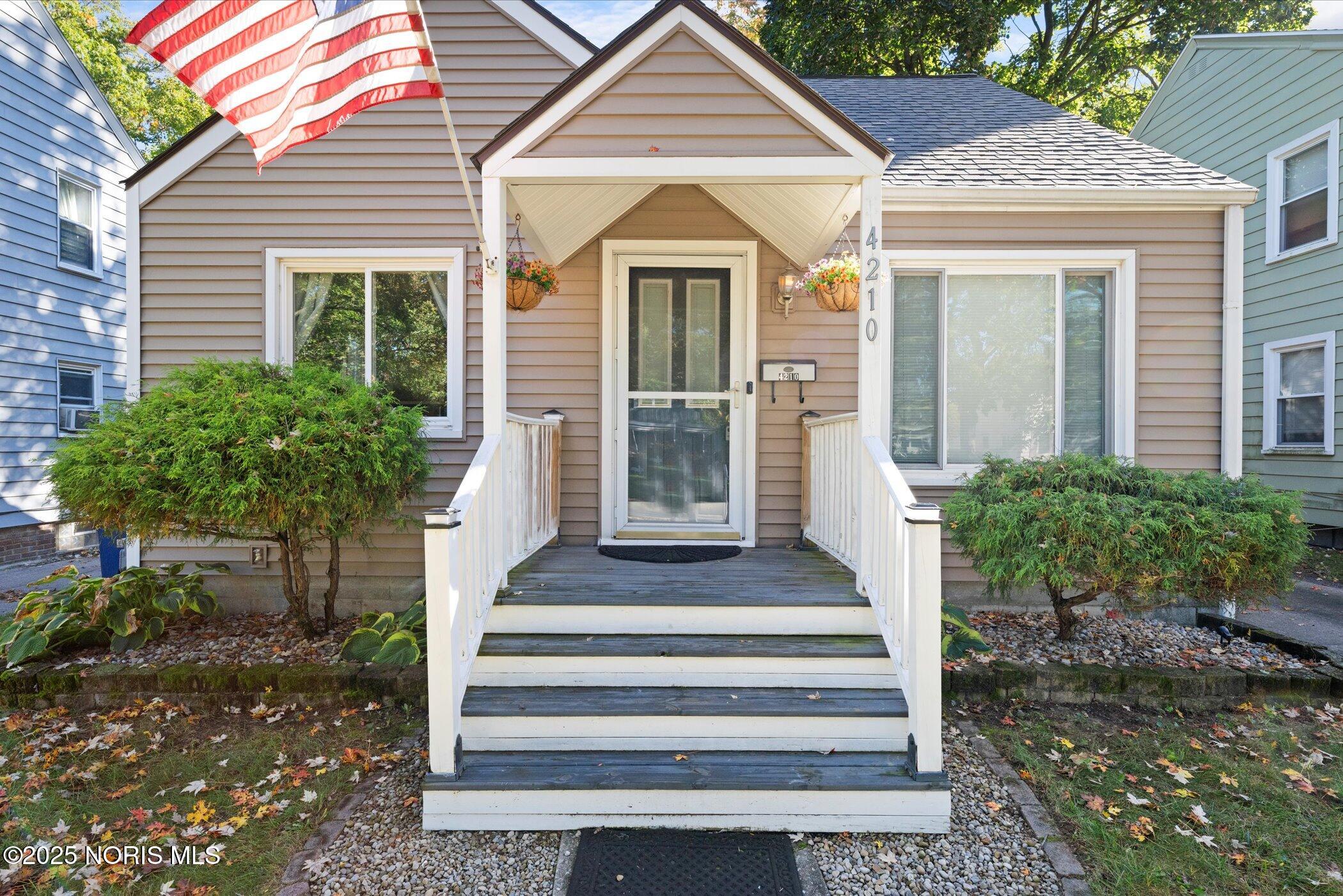 4210 Bowen Road Toledo, OH 43613 - Photo 5 of 30 05-DSC_2864