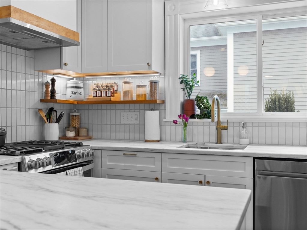 14-16 Evergreen Street, Unit 1 Boston, MA 02130 - Photo 5 of 30