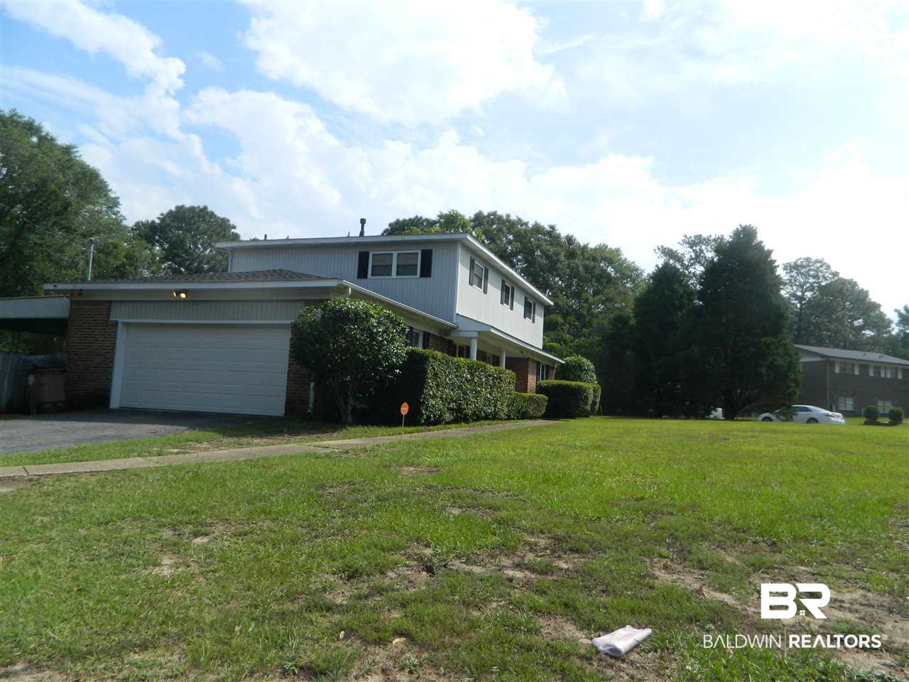 6502 Lubarrett Way Mobile, AL 36695 - Photo 2 of 25