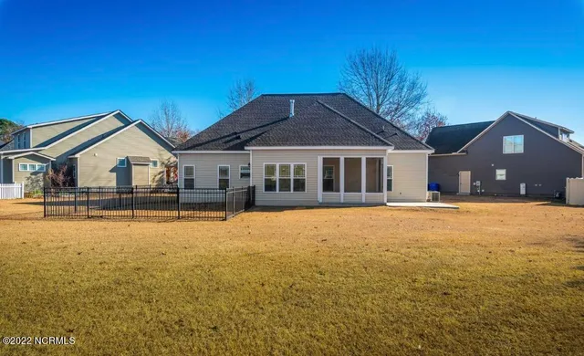 $2,300 | 2416 Bray Court, Winterville, NC 28590