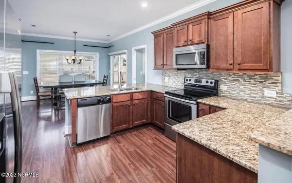 $2,300 | 2416 Bray Court, Winterville, NC 28590