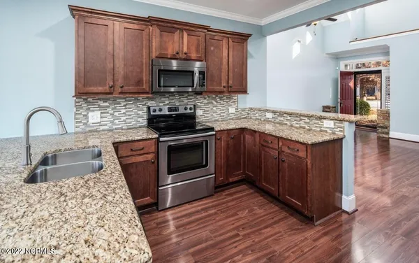 $2,300 | 2416 Bray Court, Winterville, NC 28590