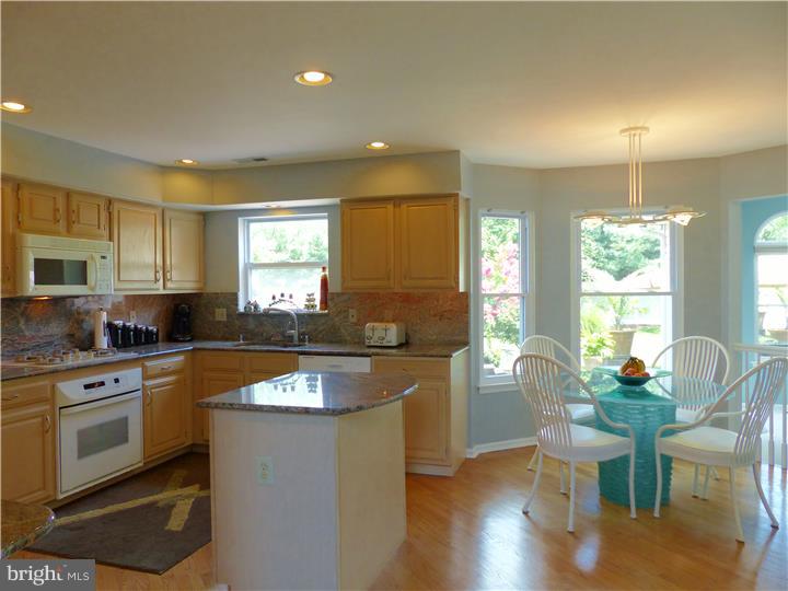 3 Pavilion Road Voorhees, NJ 08043 - Photo 6 of 25 Kitchen
