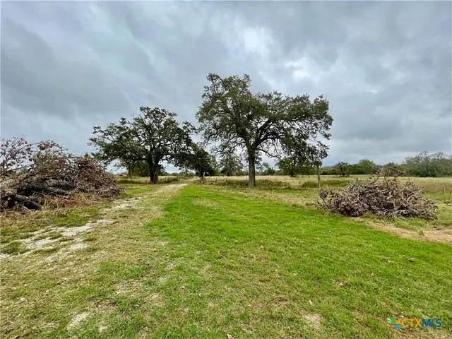 $400,000 | 7608 Highway 14, Kosse, TX 76653
