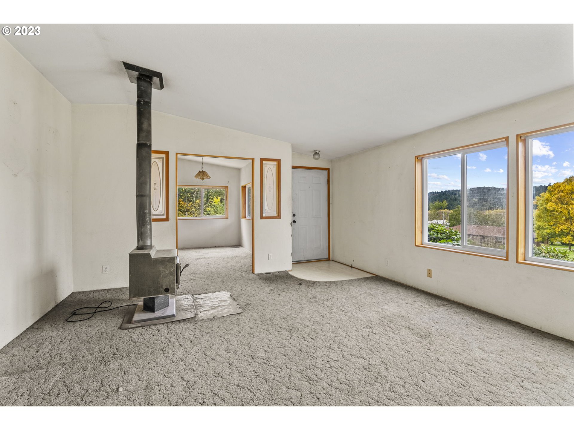 1431 Rose Valley Road Kelso, WA 98626 - Photo 9 of 24 Gallery Image 9