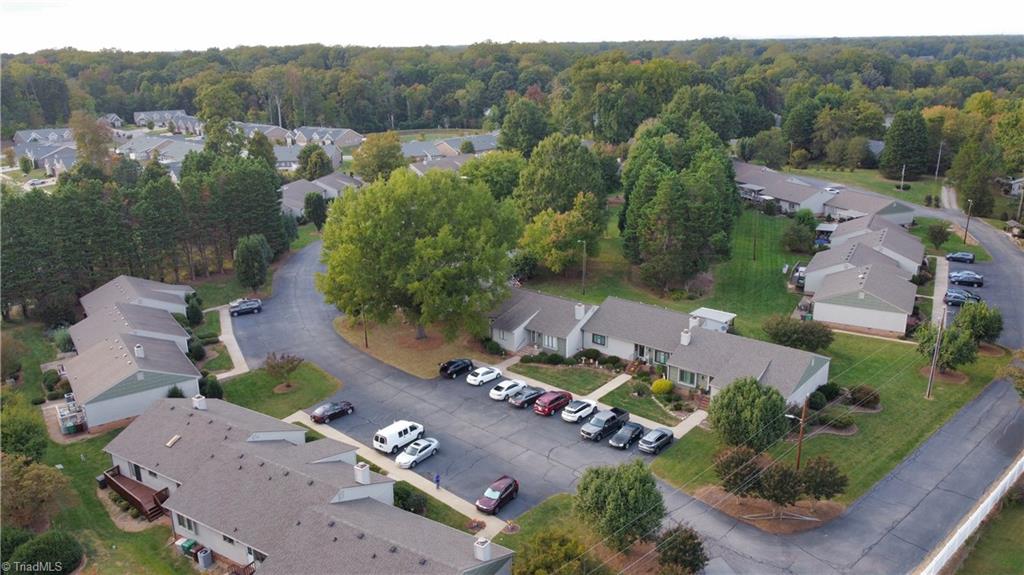 173 B Old Mill Road High Point, NC 27265 - Photo 3 of 26 Gallery Image 3