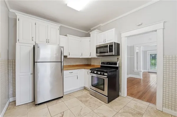 $195,900 | 3928 Fisher Street, Kansas City, KS 66103