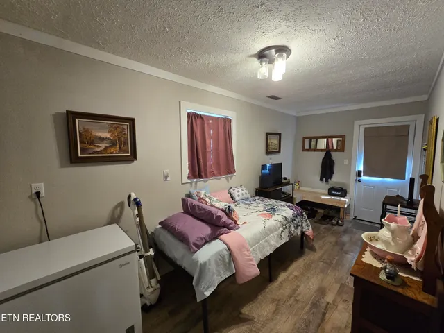 $225,000 | 1085 Lick Branch Road, Ewing, VA 24248