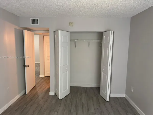 $2,800 | 721 North Pine Island Road, Unit 201, Plantation, FL 33324