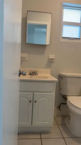 $1,700 | 1505 Southeast 2nd Court, Unit 2, Fort Lauderdale, FL 33301