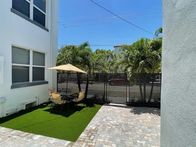 $1,700 | 1505 Southeast 2nd Court, Unit 2, Fort Lauderdale, FL 33301