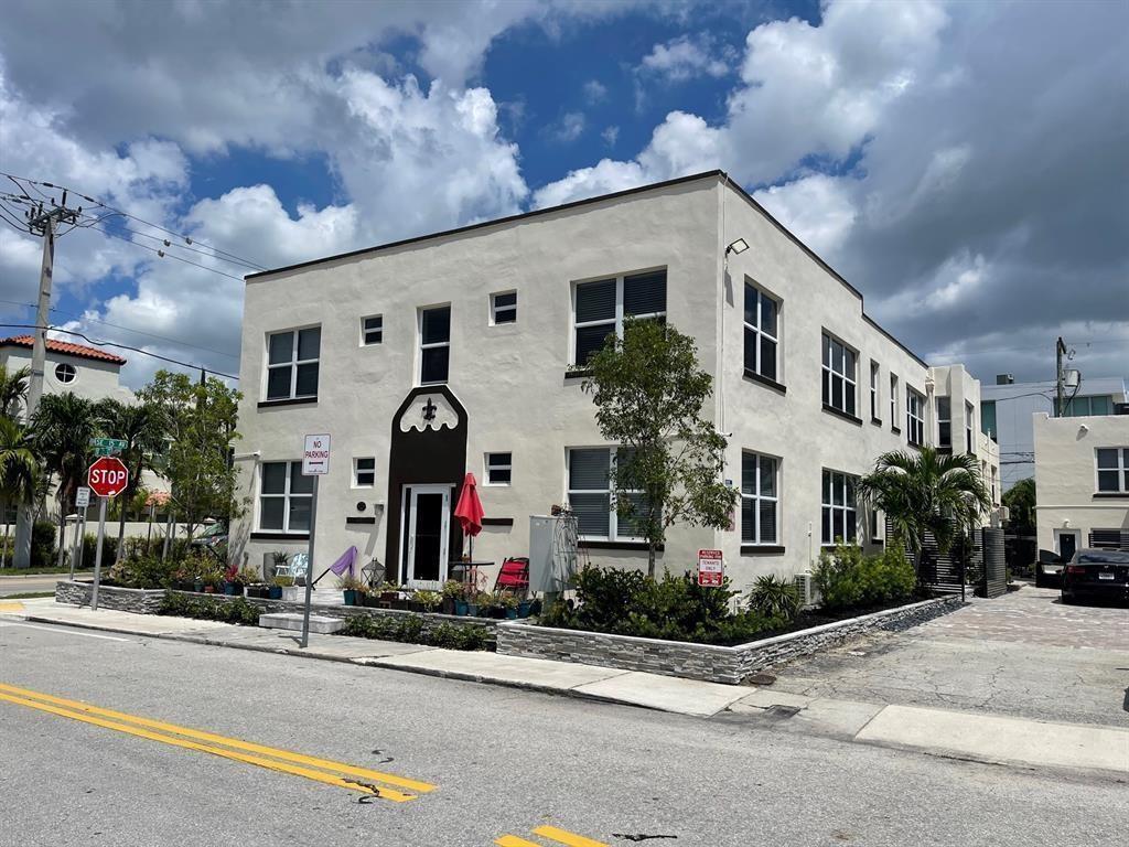 1505 Southeast 2nd Court, Unit 2 Fort Lauderdale, FL 33301 - Photo 4 of 14