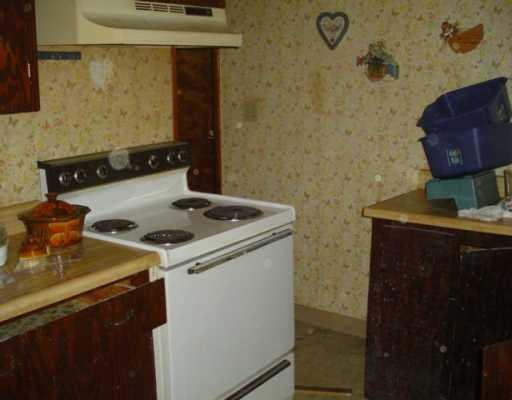 1072 Oak Grove Road Industry, PA 15052 - Photo 3 of 8 Kitchen.