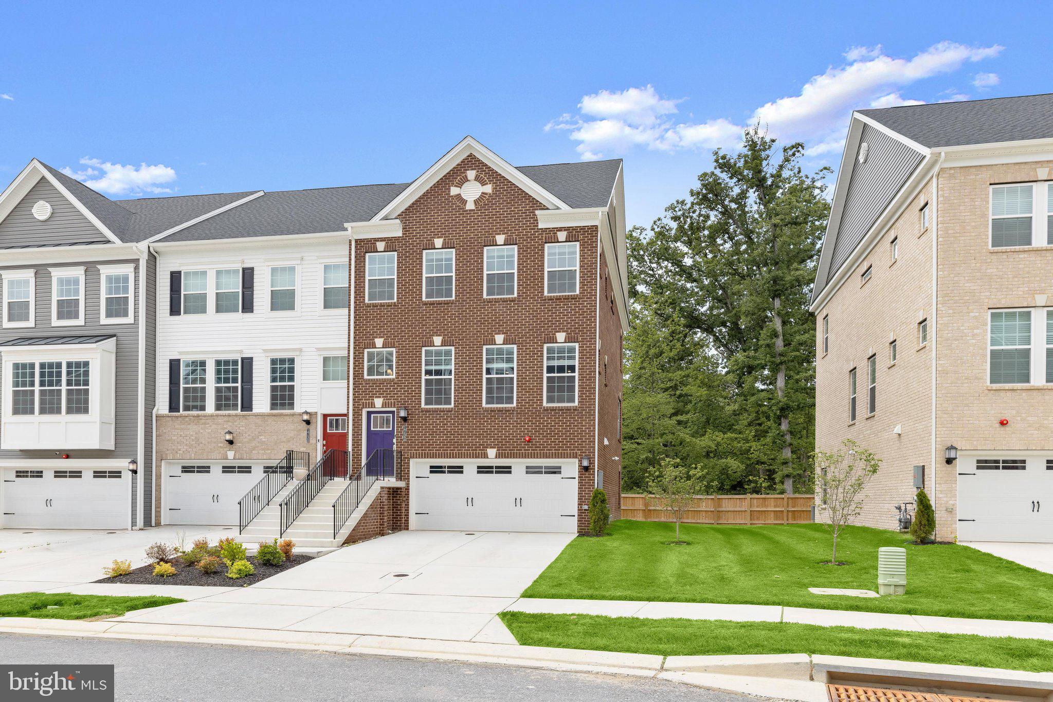 1732 Water Xing Road Pikesville, MD 21208 - Photo 2 of 58 Front