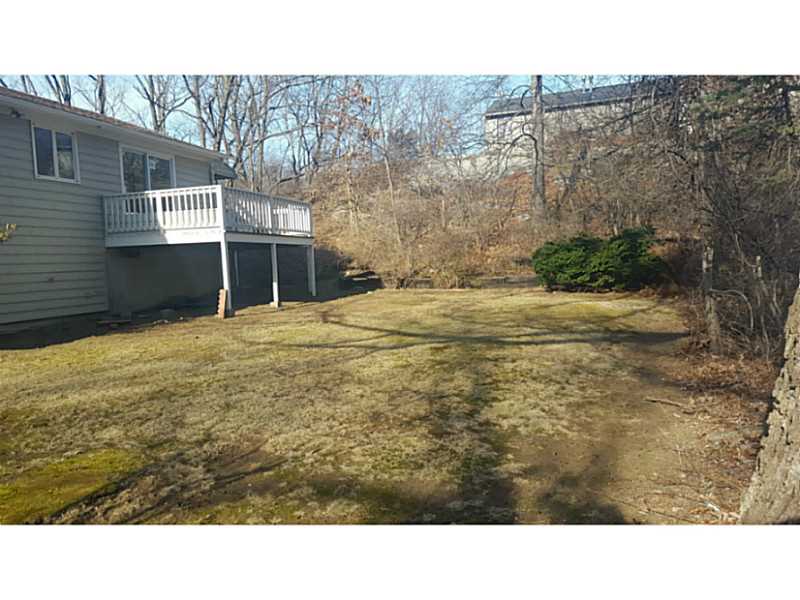35 Ridgeway Avenue Providence, RI 02909 - Photo 14 of 15 Yard/Garden.