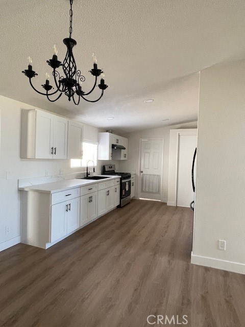 1011 Danbury Road Pinon Hills, CA 92372 - Photo 11 of 34 Kitchen (different angle)