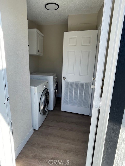 1011 Danbury Road Pinon Hills, CA 92372 - Photo 27 of 34 Laundry Room