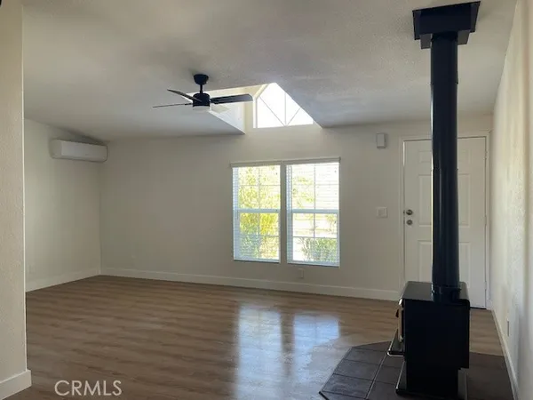 $379,900 | 1011 Danbury Road, Pinon Hills, CA 92372