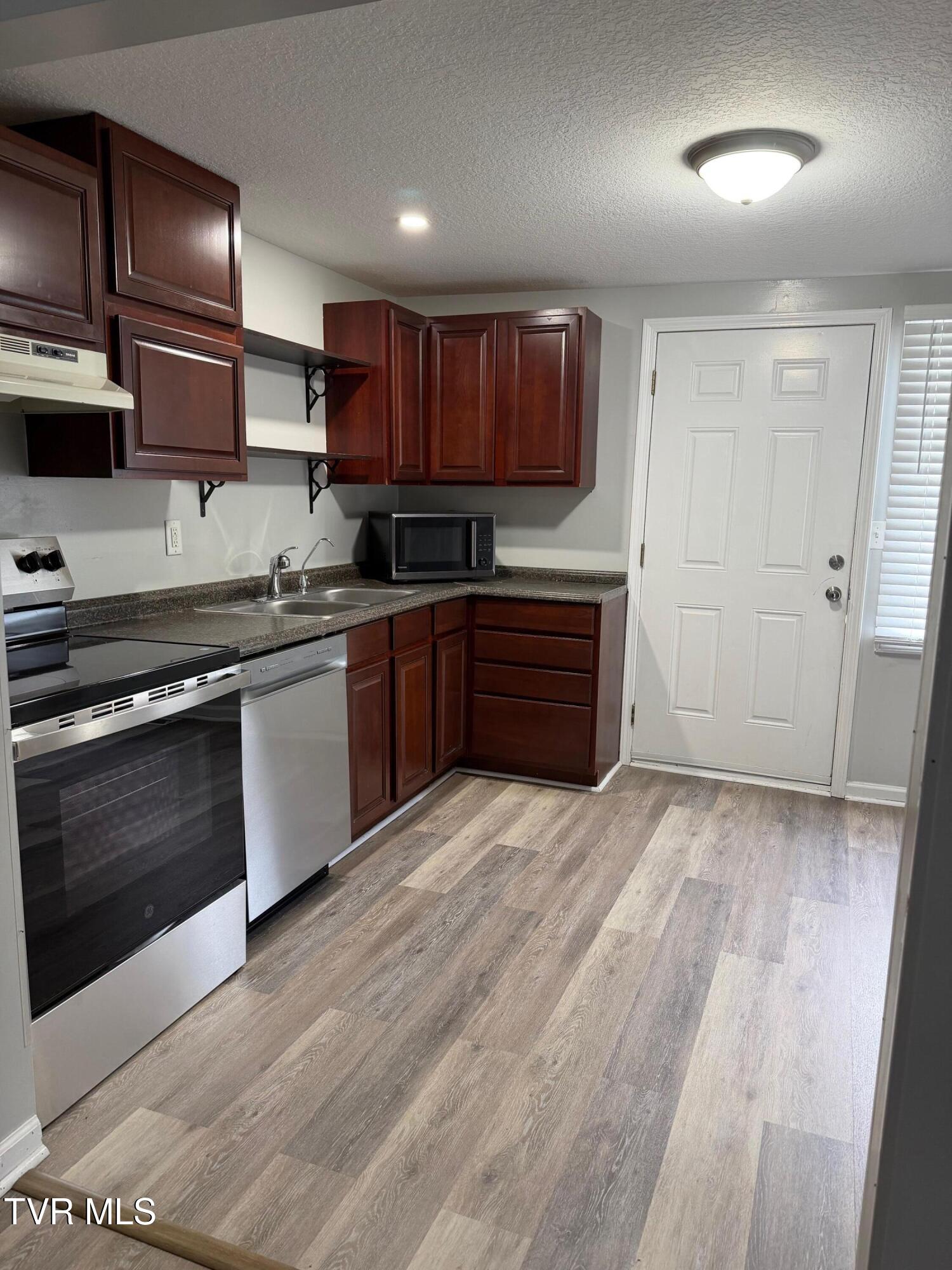 2426 Old Lewis Road, Unit 2B Johnson City, TN 37601 - Photo 27 of 47 IMG_7588