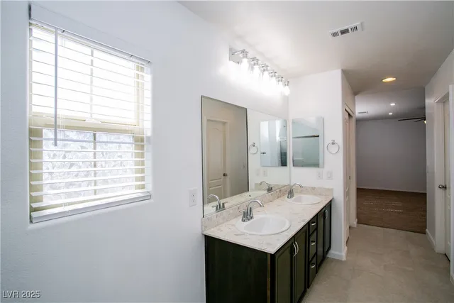 $2,245 | 7927 Bartlett Peak Street, Las Vegas, NV 89166