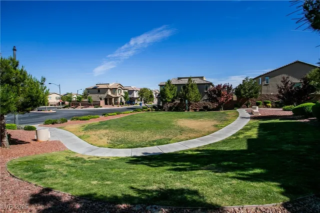 $2,245 | 7927 Bartlett Peak Street, Las Vegas, NV 89166