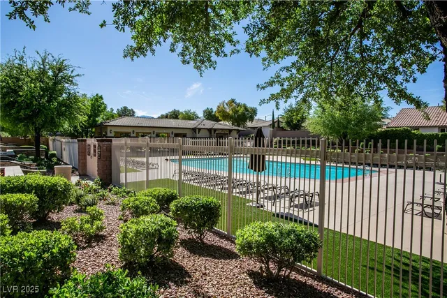 $2,245 | 7927 Bartlett Peak Street, Las Vegas, NV 89166