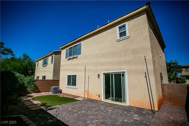 $2,245 | 7927 Bartlett Peak Street, Las Vegas, NV 89166