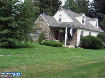 401 Garden Road Springfield, PA 19064 - Photo 1 of 12 Exterior Front