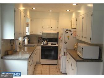 401 Garden Road Springfield, PA 19064 - Photo 8 of 12 Kitchen
