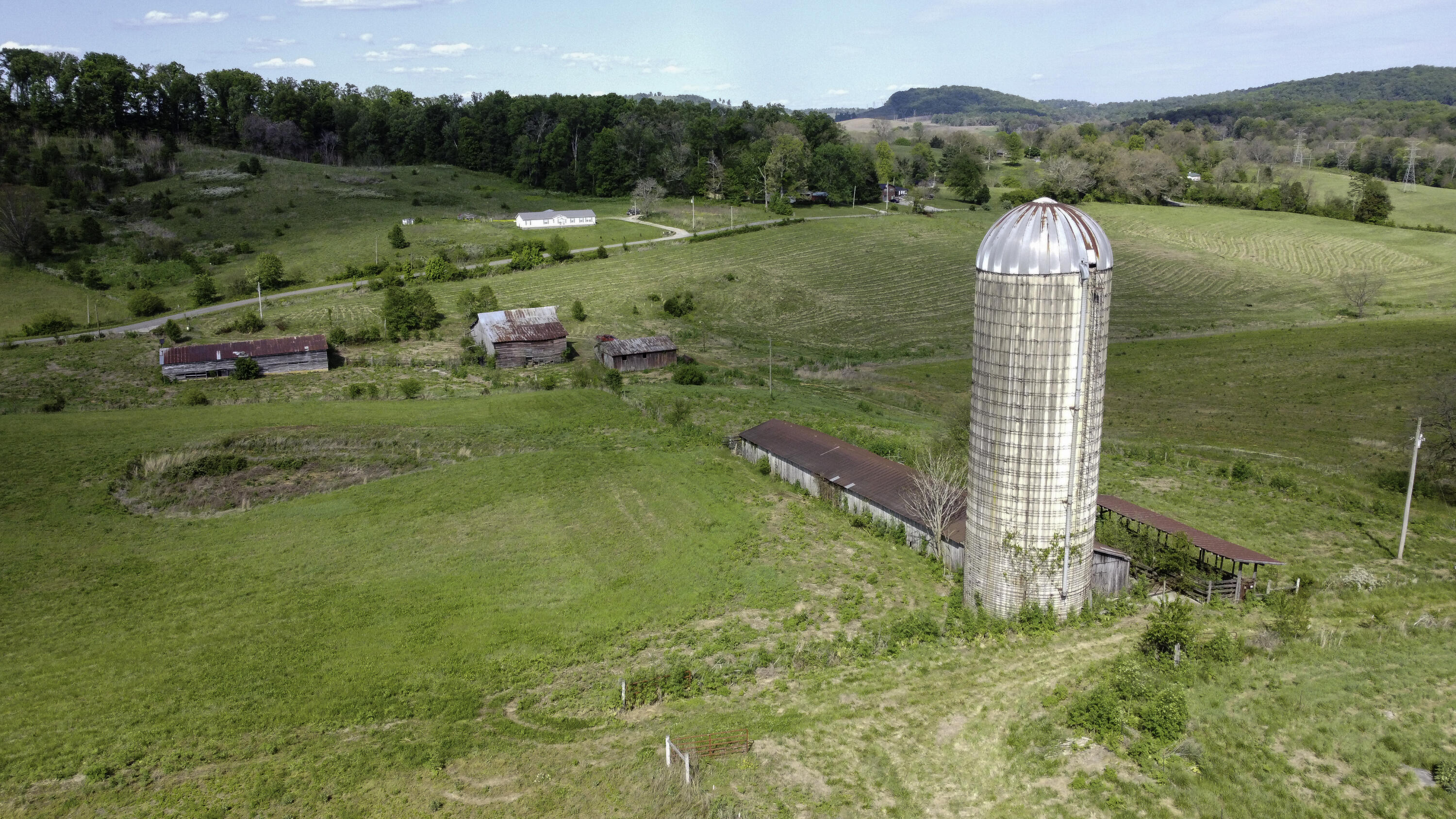 Clark Road Rutledge, TN 37861 - Photo 5 of 17 DJI_0039