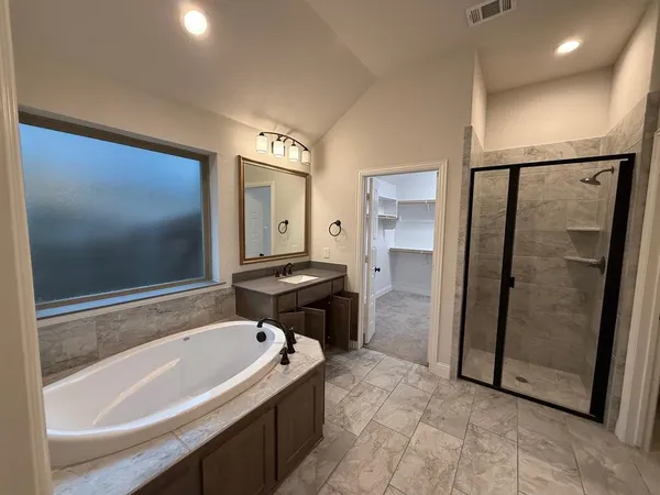 $2,420 | 541 Molly Lane, Keene, TX 76059