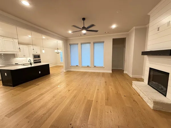 $2,420 | 541 Molly Lane, Keene, TX 76059