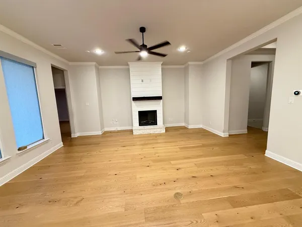 $2,420 | 541 Molly Lane, Keene, TX 76059