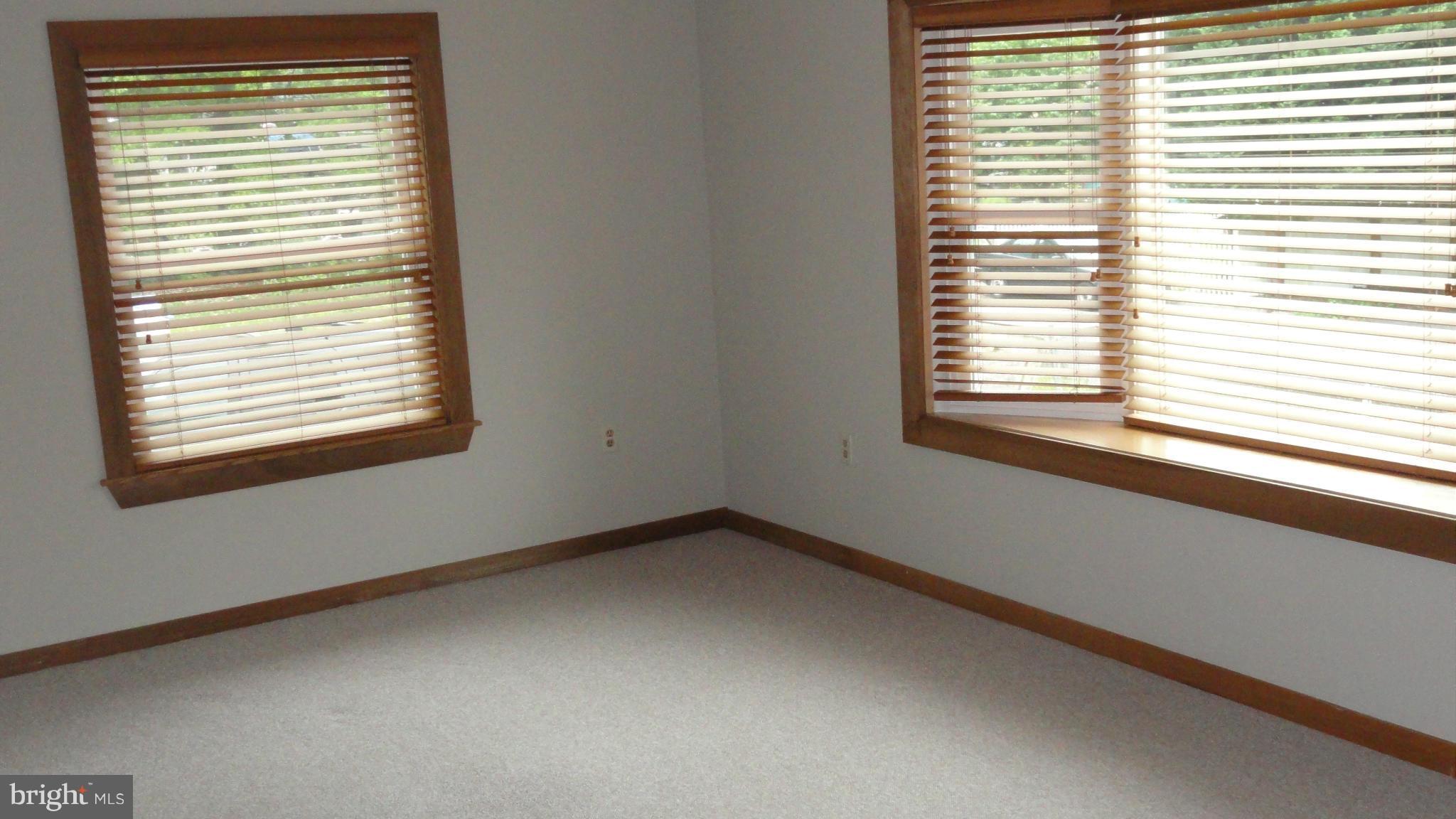 1728 Forestville Road Edgewater, MD 21037 - Photo 4 of 30 Interior (General)