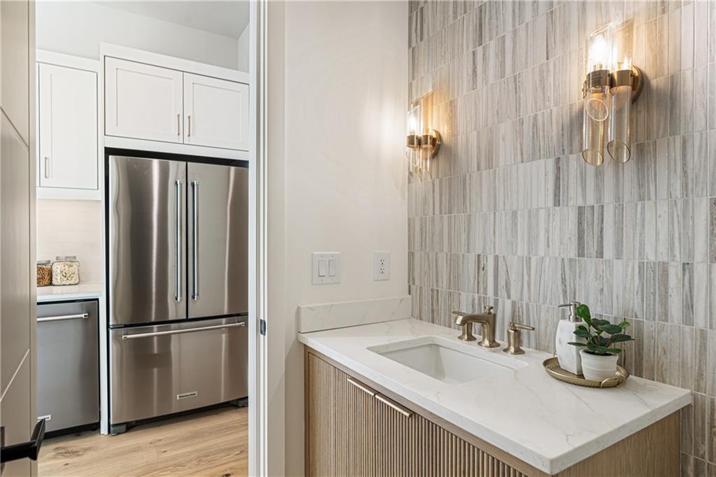 141 N Trace Alpharetta, GA 30009 - Photo 29 of 92