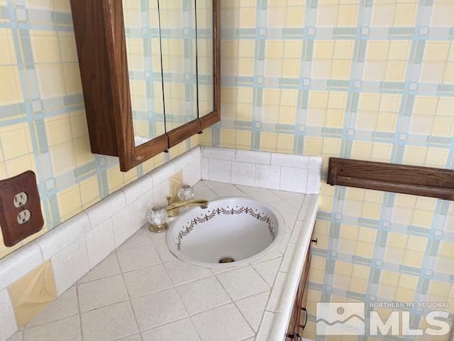 3065 Rowland Road Reno, NV 89509 - Photo 6 of 18 Photo 6