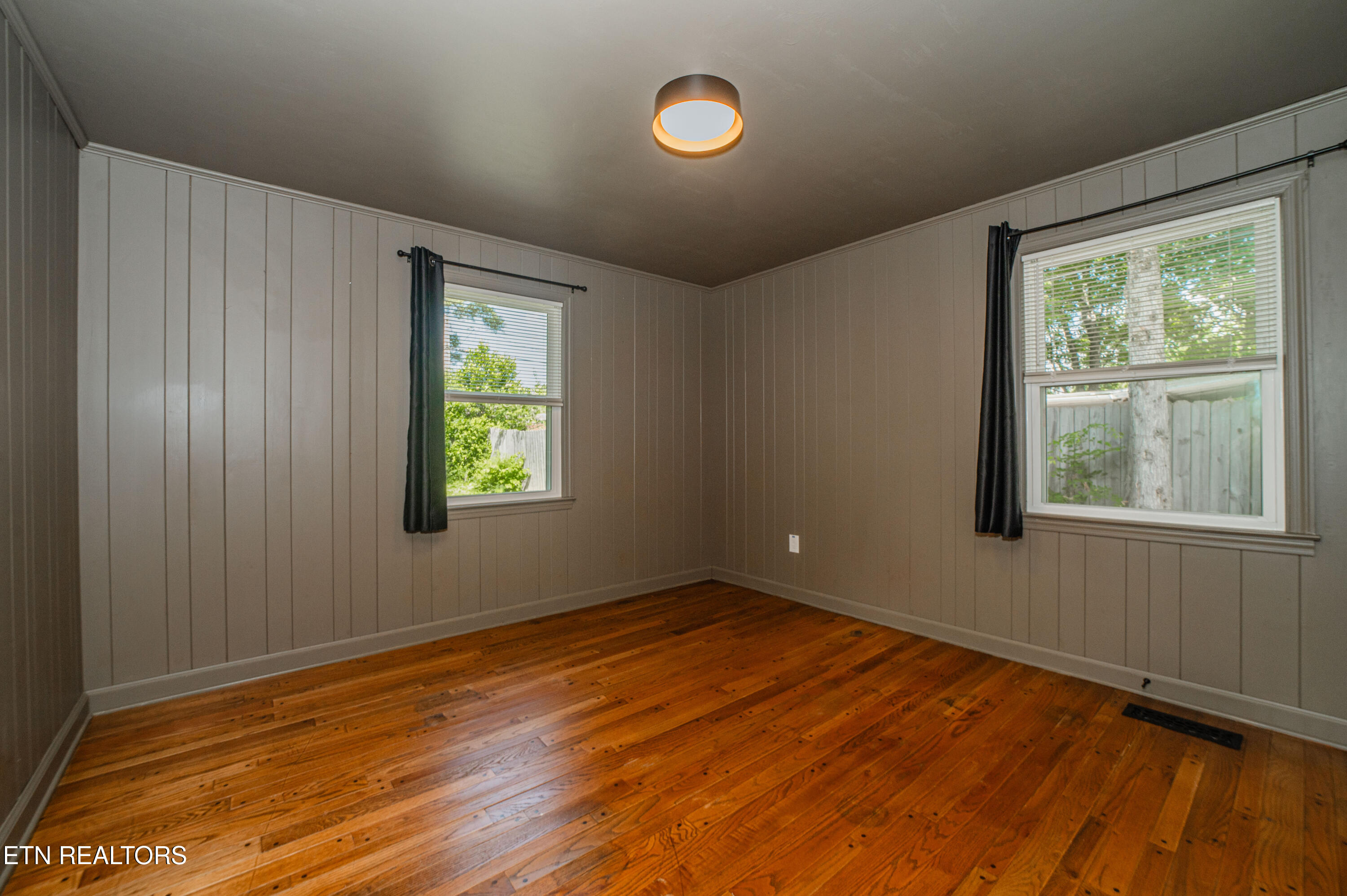 1751 North Wright Road Alcoa, TN 37701 - Photo 13 of 24 1751-N-Wright-24
