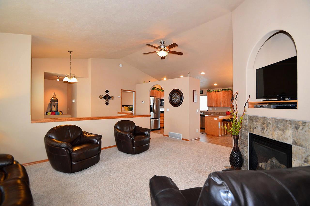 9019 North Dorset Road Spokane, WA 99208 - Photo 2 of 20 Gallery Image 2